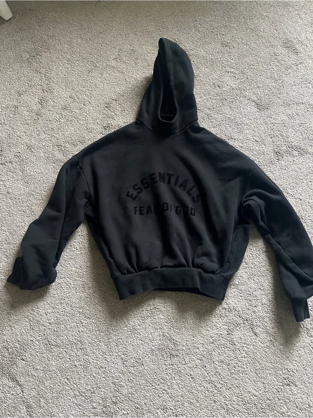 Fear of God ESSENTIALS Arch Logo Jet Black Oversized Hoodie S